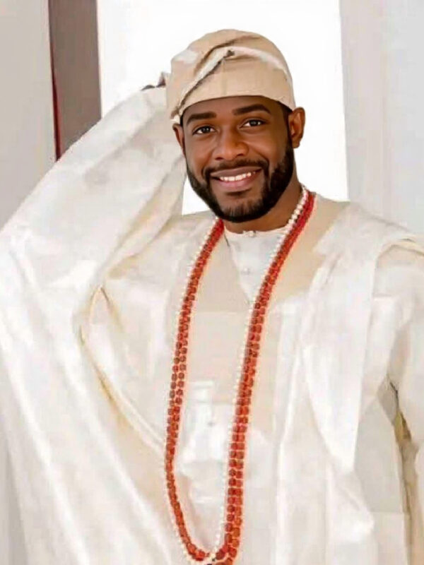 HERITAGE ELEGANCE 001